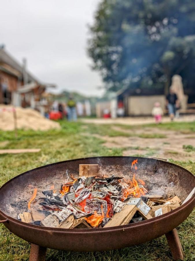 Apartment Ehemalige Bibliothek Fuer 2 Mit Kueche Kamin Netflix Parken Und Hofladen *